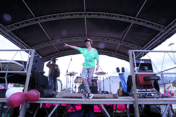 1-DJ3D8087